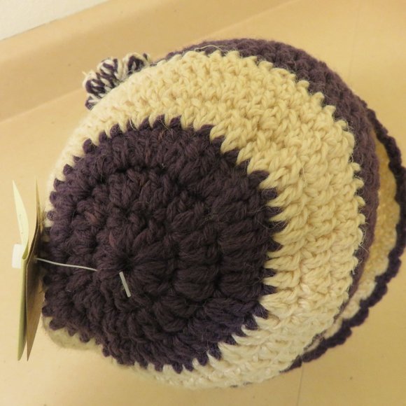 HAND CROCHETED HEMP YARN & WOOL HAT***purp & cream main image 5